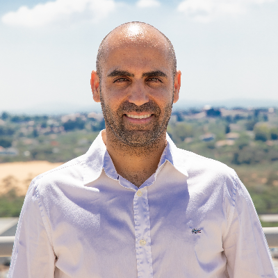 Shay Peretz Profile Image