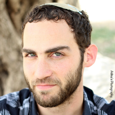 נדב גרשון - עורך ומגיה logo