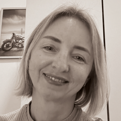 מריה חומנקו logo