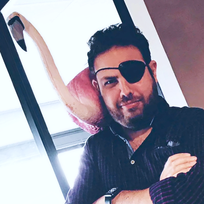 אבי וואל logo