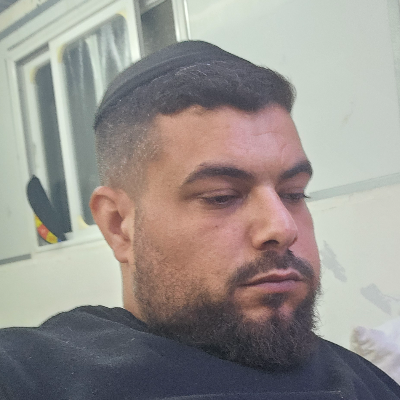 זה לזה