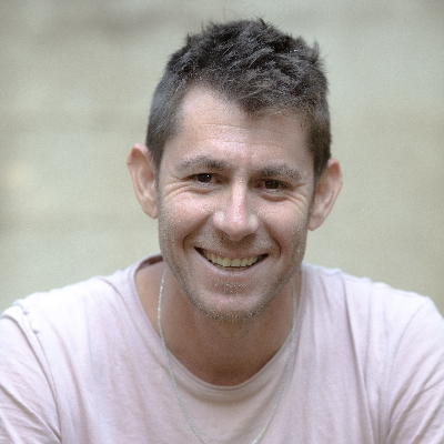 אריאל שרוסטר- צלם ווידאו וסטילס