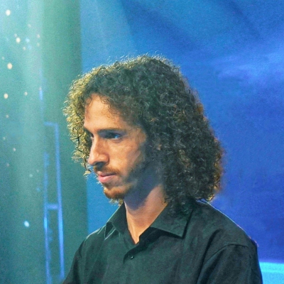 יואב בואנוס logo