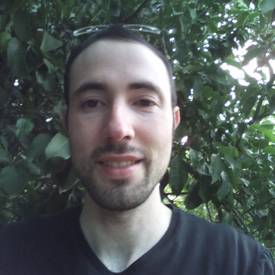 יצחק קוה logo