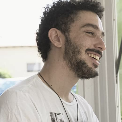 אדם אלרט