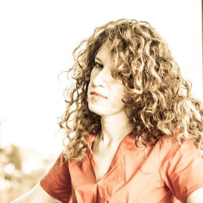 marianna chechik logo