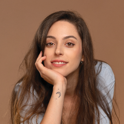 שרי עציץ- שחקנית, זמרת, מדבבת, קריינית logo