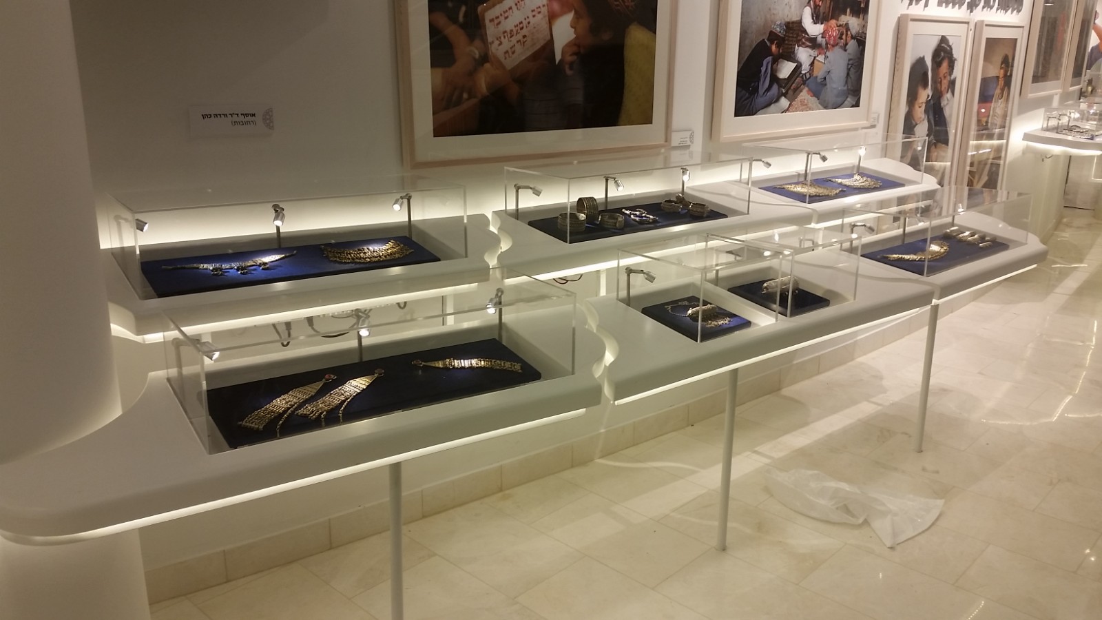 Entry 308419 in Retail Design by Gilidesign.com