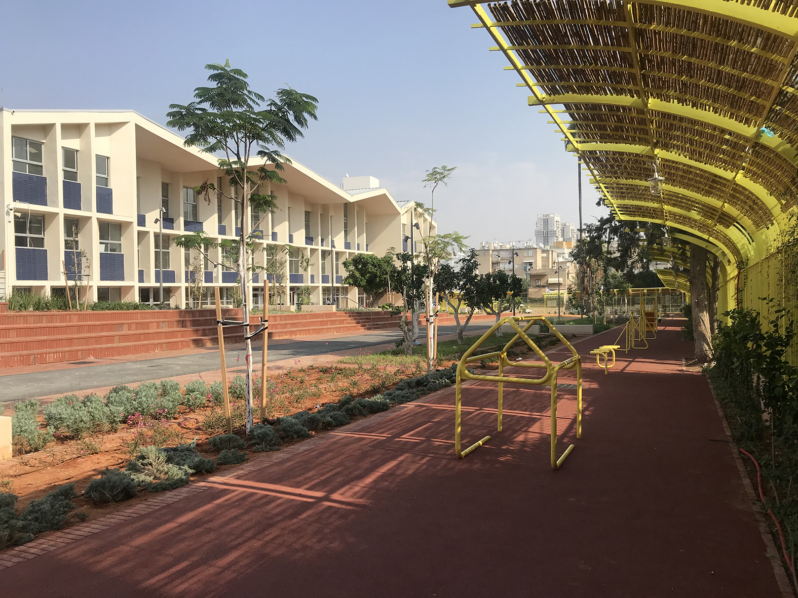 Entry 246440 in Portfolio by ela design