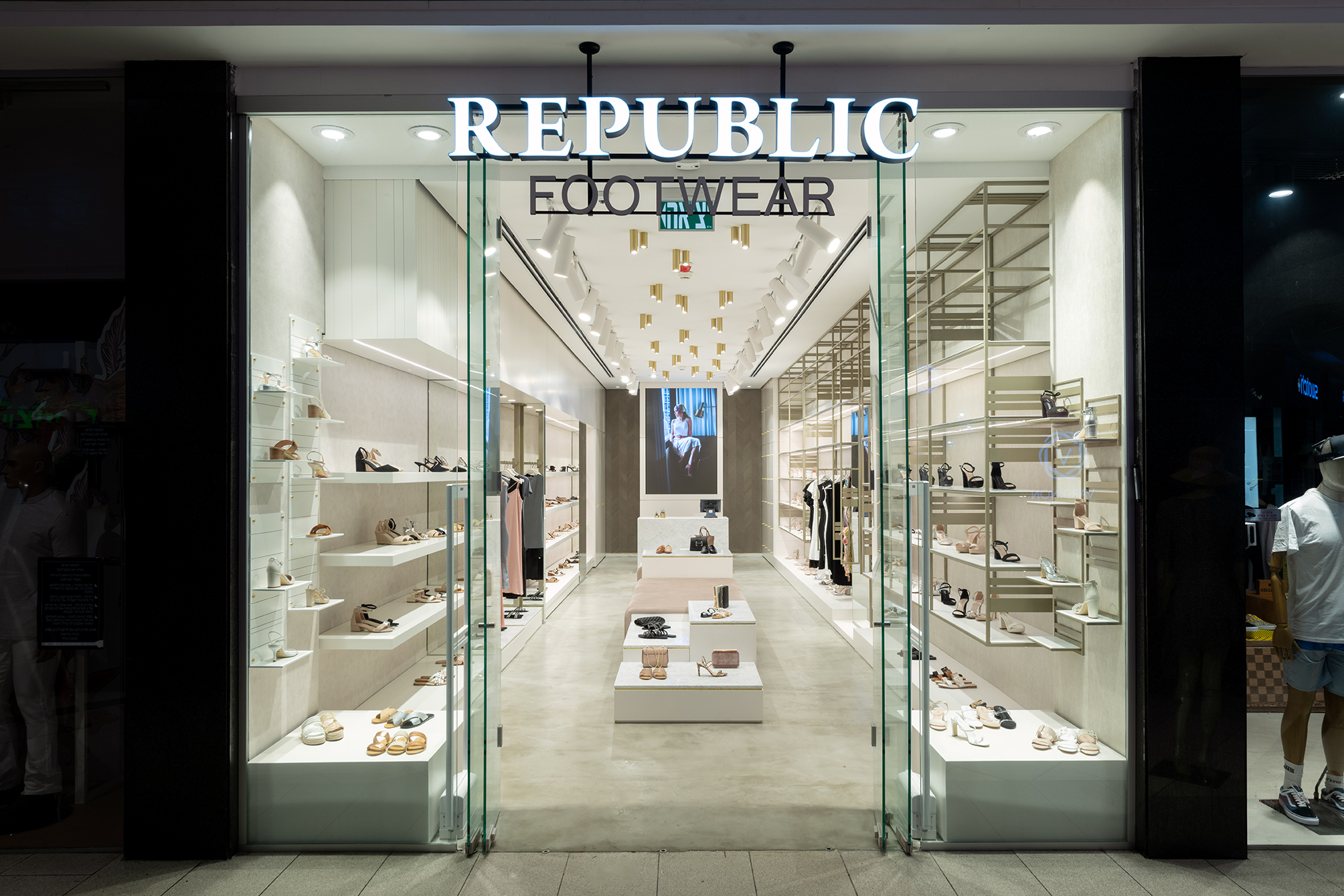 Entry 294436 in Republic Boutique by NADIMKA STUDIO