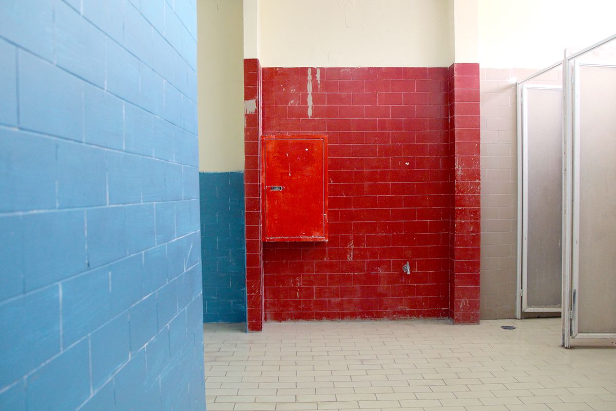 Entry 89813 in house number two by אור נגר