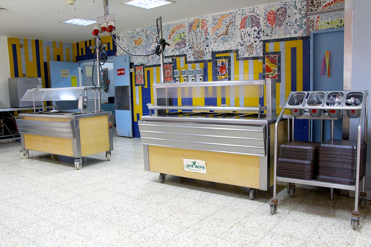 Entry 89772 in house number two by אור נגר