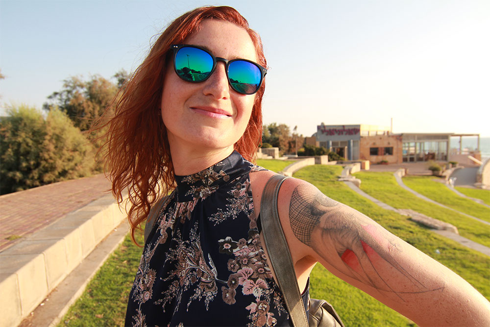 Entry 207315 in People by Interiors, Exteriors photography