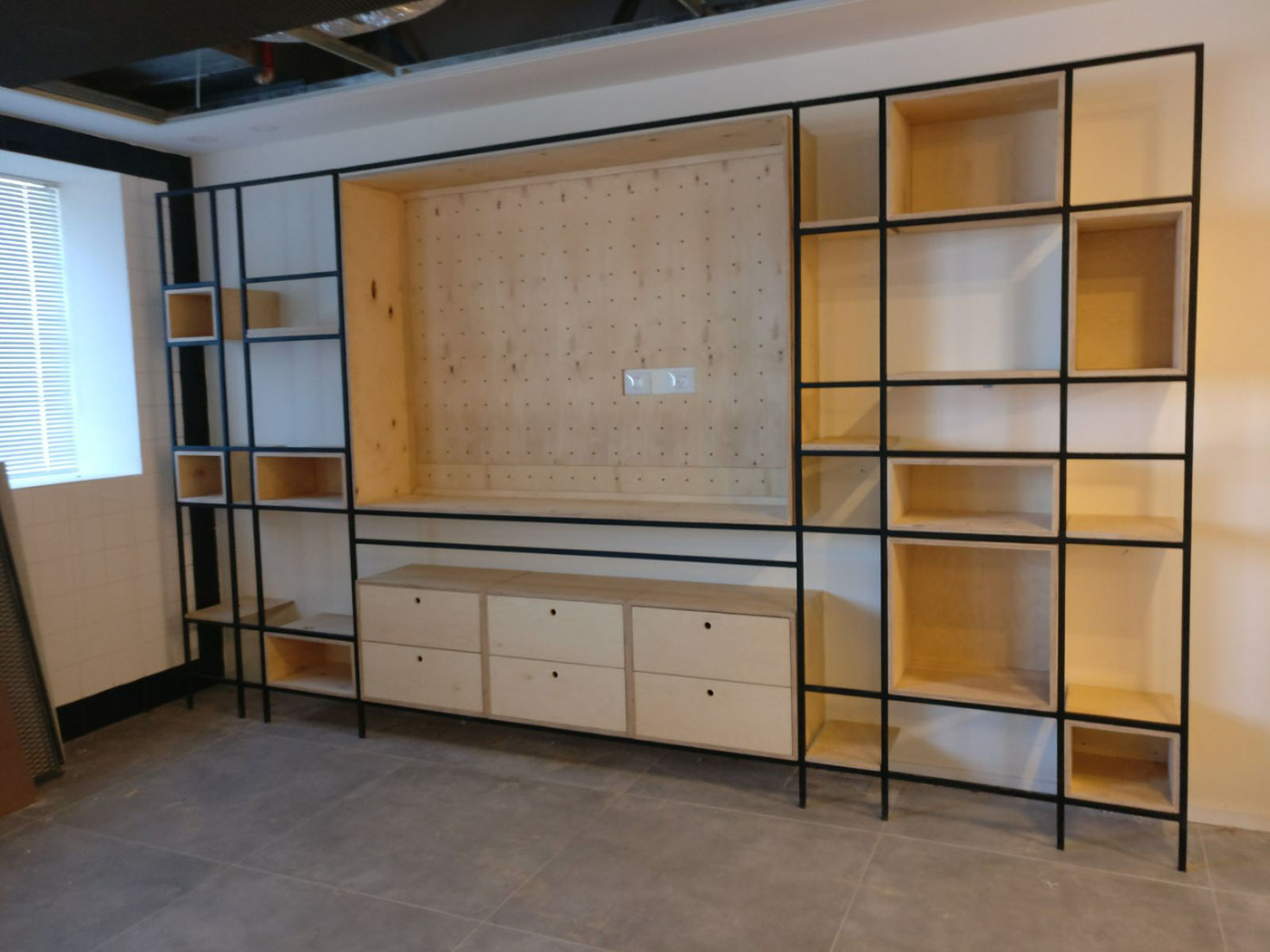 Entry 138156 in metal furniture by עמירם טאפירו עיצוב תעשייתי