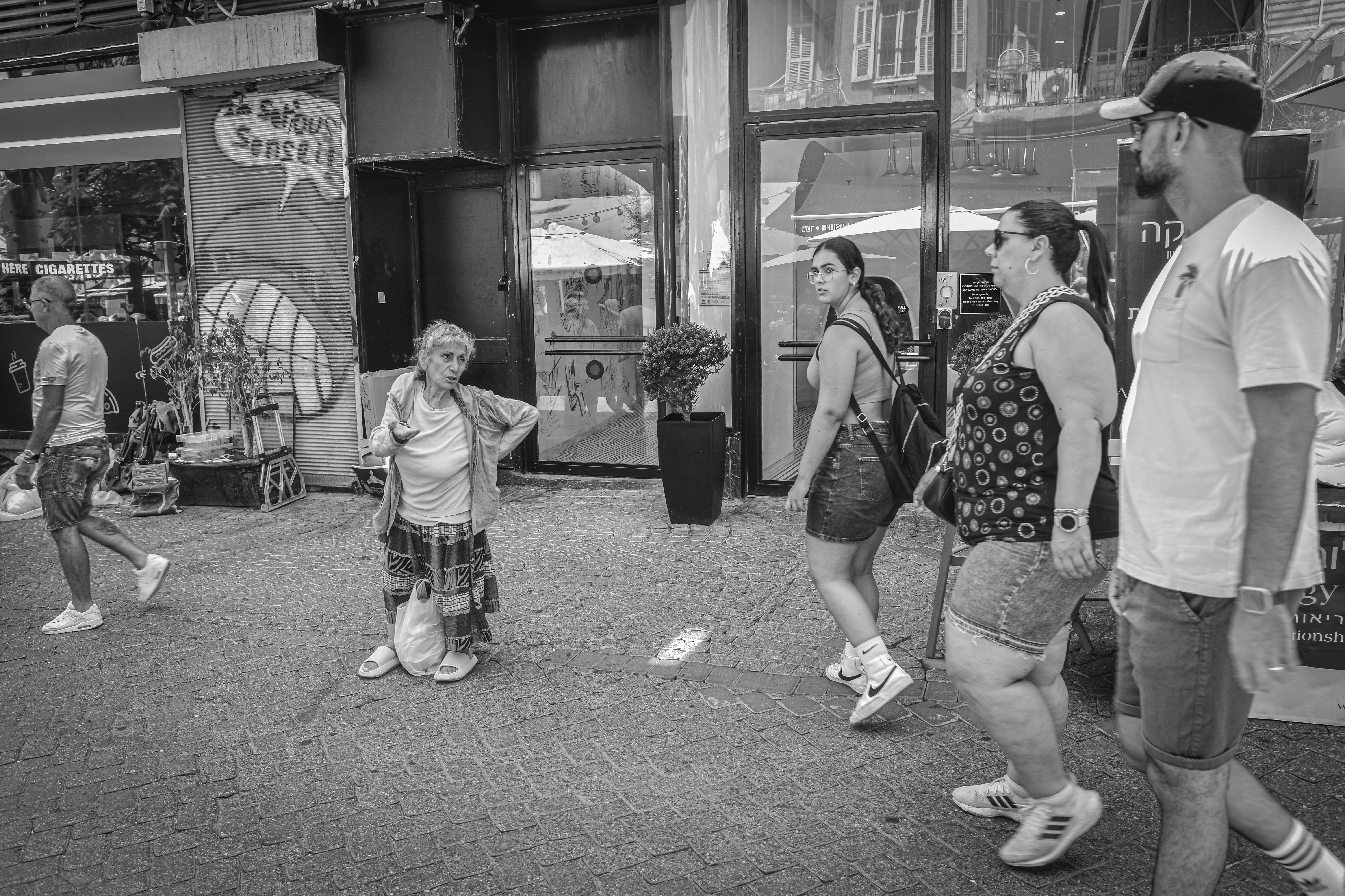 Entry 295199 in Eli around the world by Eli_photoshoot