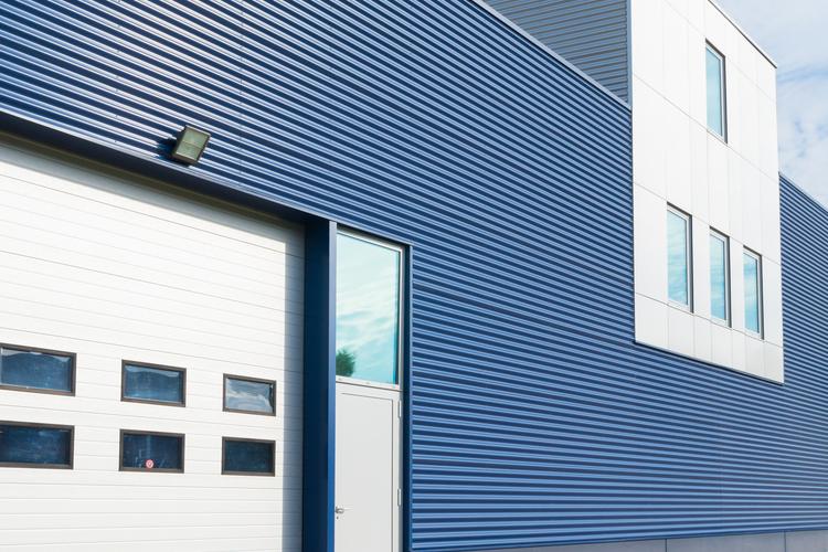 Open Zoomed Related Entry Union-City-Garage-Door-Track-Repair.jpg