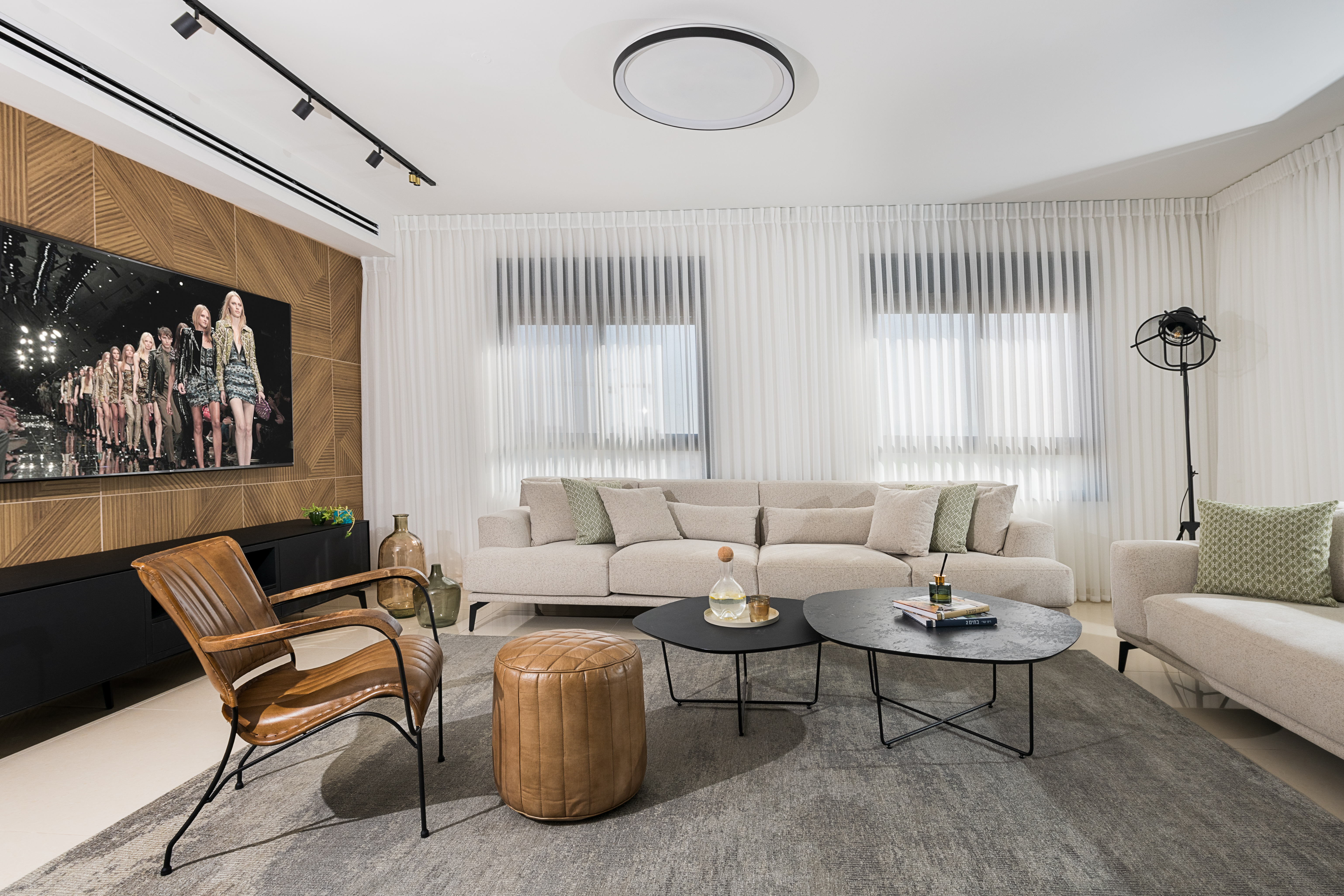 Entry 267386 in Portfolio by OH Studio