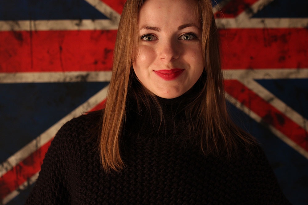 Entry 207306 in People by Interiors, Exteriors photography