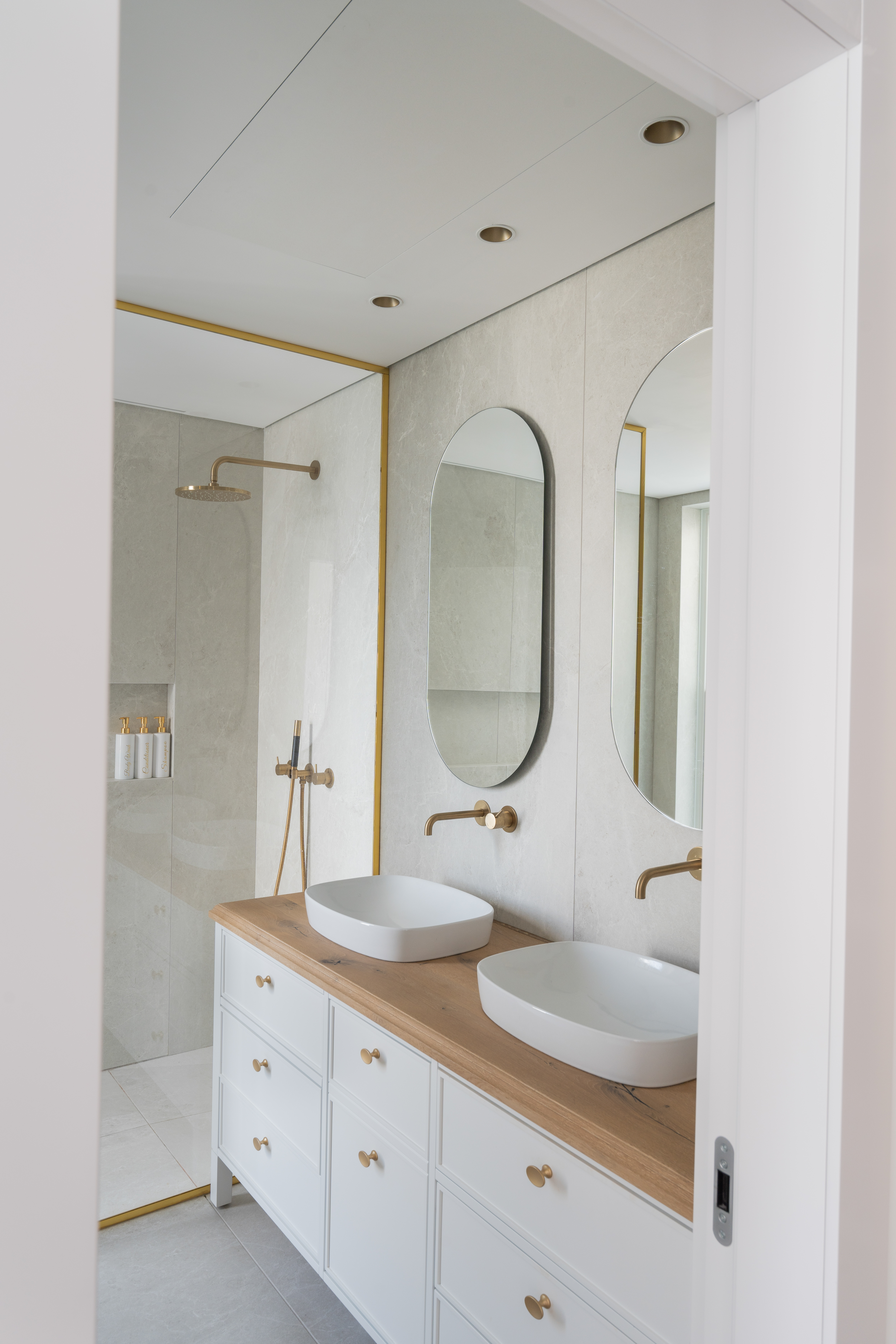 Entry 345214 in Portfolio by JACKCO