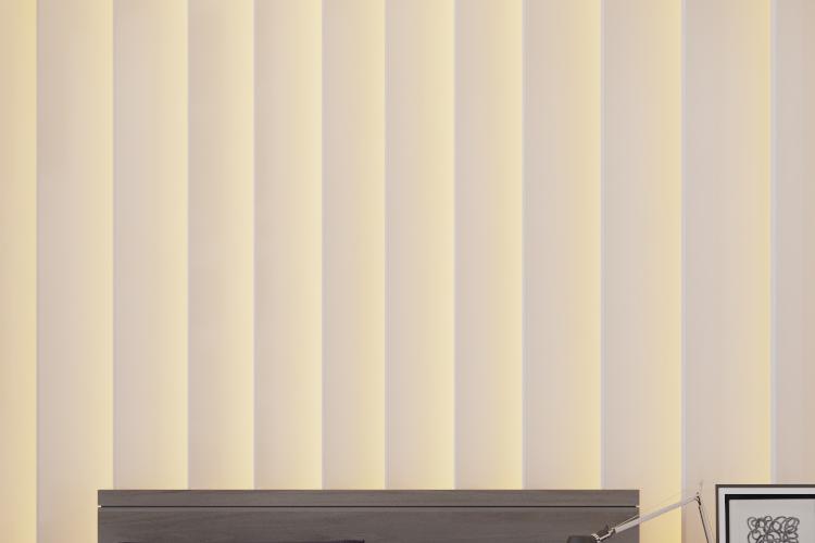 Open Zoomed Related Entry modern bedroom 1.jpg