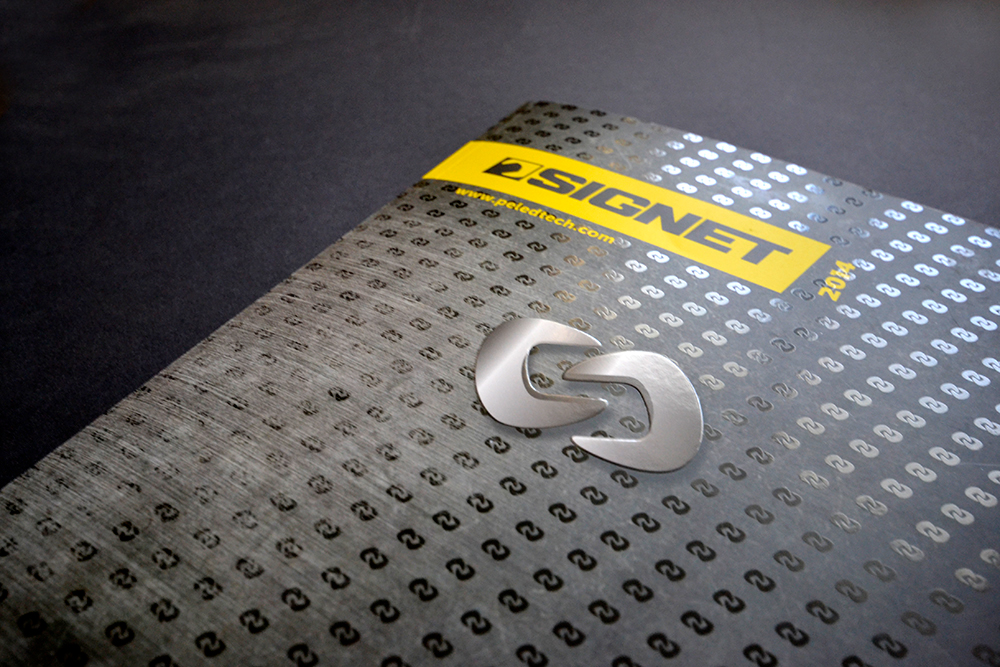 Entry 200366 in SIGNET Catalogue 2015 by studio nun